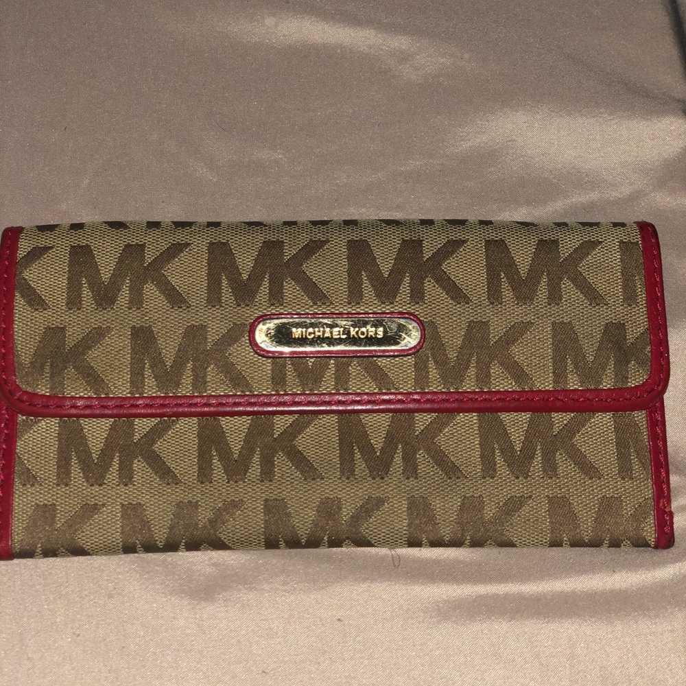 Michael Kors wallet